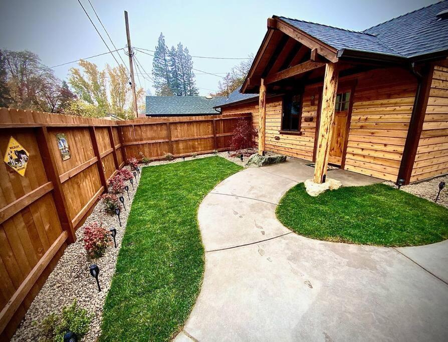 Cedar Mountain E Holiday home